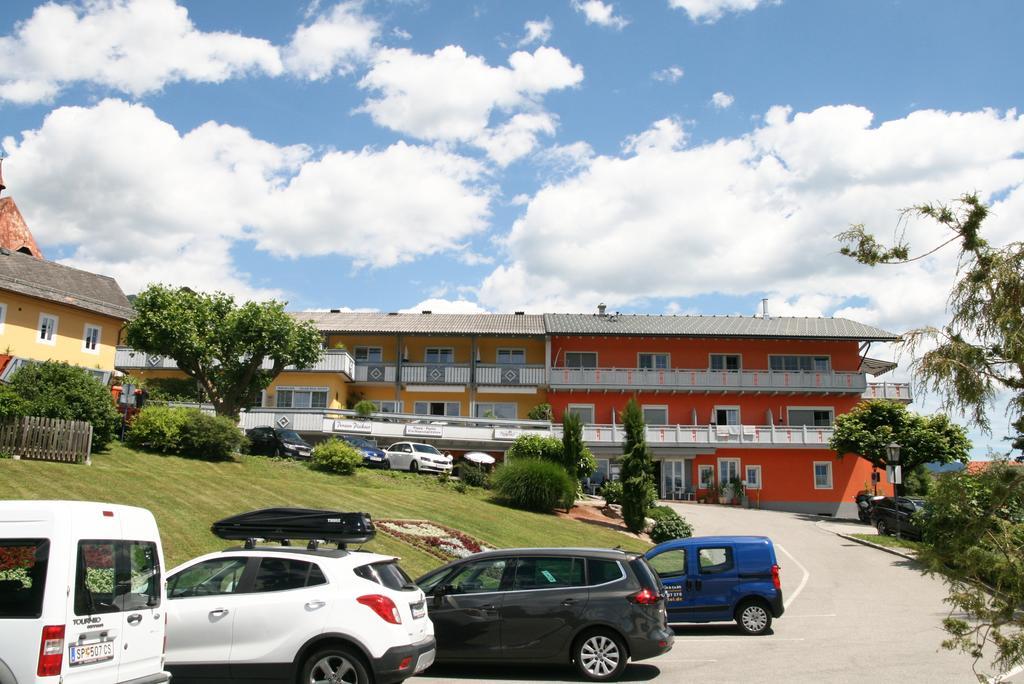 Pension Pleikner Millstatt Bagian luar foto